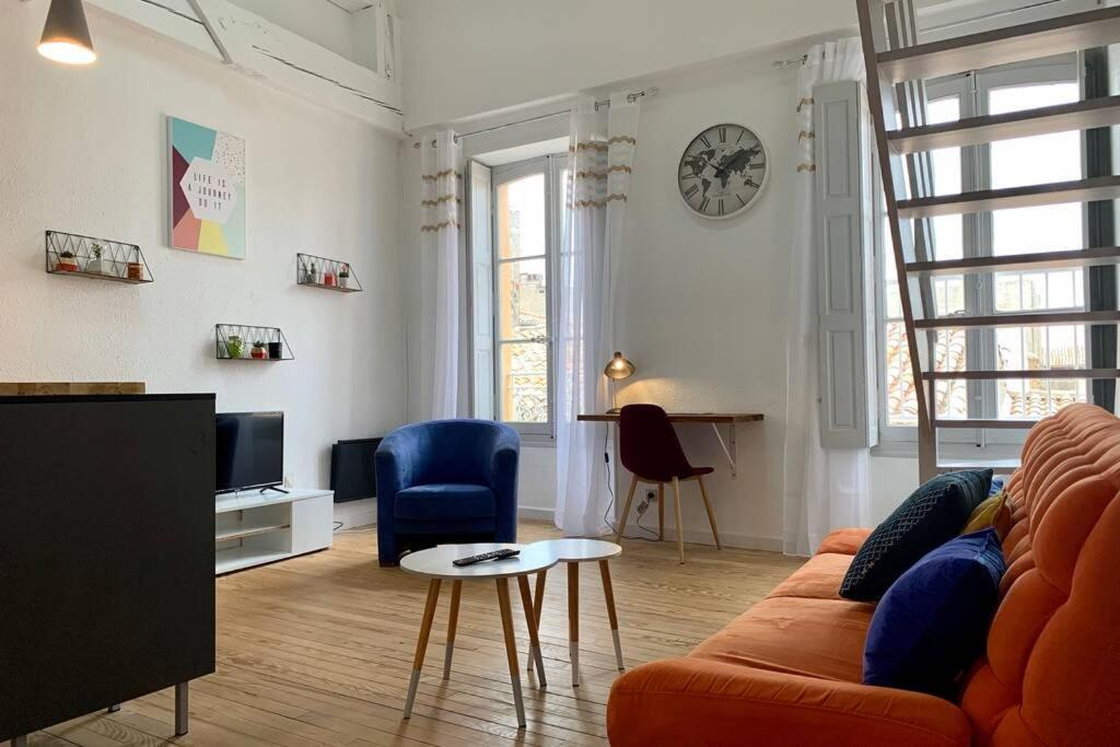 Duplex Centre *